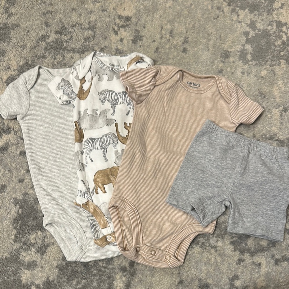Carter's Kids 4 Onesies and shorts set.  Set - Gray, Beige, and Animal Print
